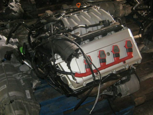 Двигатель 4.2 V8 AUDI S4 B6, B7 BBK в сборе В отличном состоянии