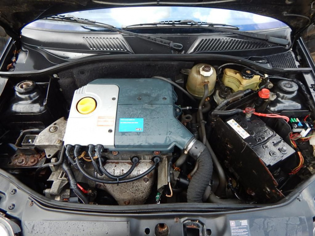 Renault Clio II 1.4 8V двигатель в сборе E7J 780