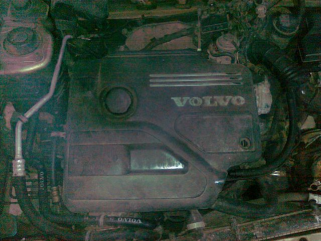 Двигатель Volvo S40 V40 1.9 TD F8QT в сборе