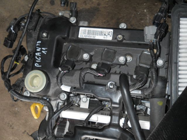 KIA PICANTO 1, 0 2011 год двигатель
