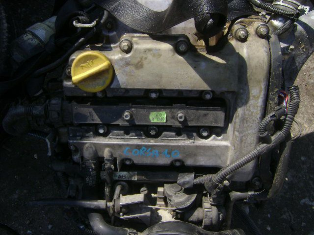 Opel Corsa C B 1.0 12V двигатель X10XE