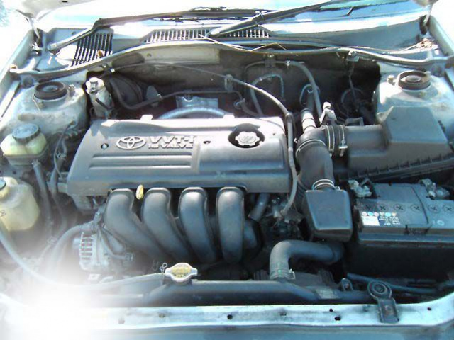 Toyota AVENSIS 00-05 1.8 двигатель 1zz fe 80 tysiecy