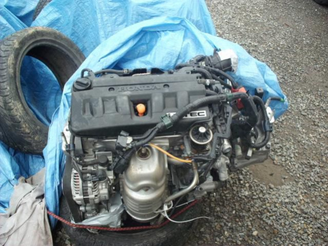 Двигатель HONDA CIVIC R18A2 1.8 в сборе 2000KM