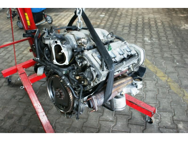 AUDI A8 D2 двигатель в сборе 4.2 V8 ABZ 299KM