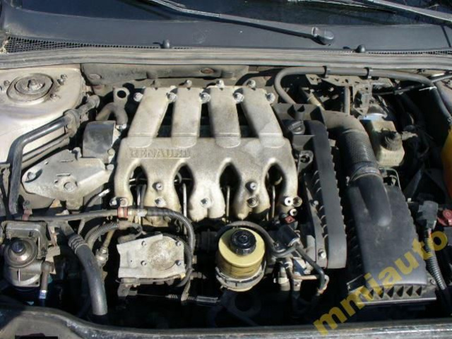Двигатель 2.2D Renault Laguna 2.2 D