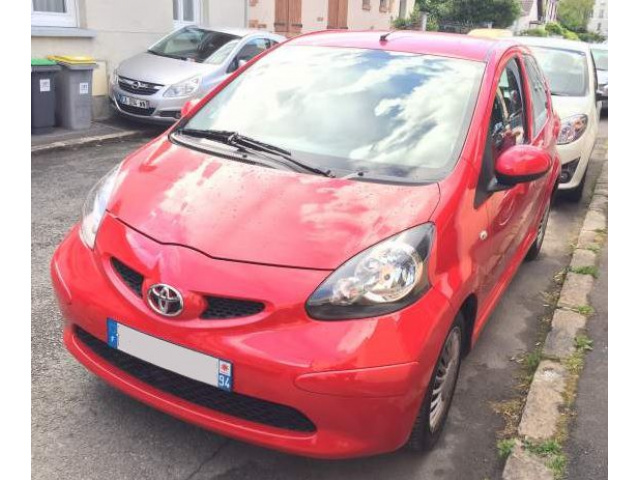 TOYOTA AYGO двигатель 1.0 1KR PEUGEOT 107 YARIS C1