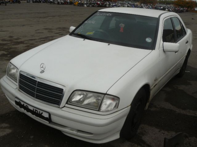 MERCEDES C 200 двигатель 2, 0 1999г..