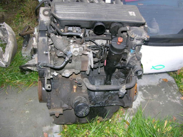 Двигатель PEUGEOT 306 1.9 D W PELNI исправный