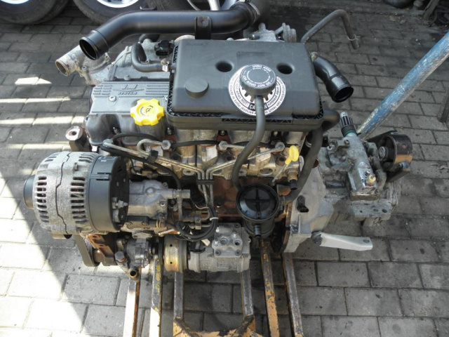 Двигатель CHRYSLER VOYAGER 2, 5 TD