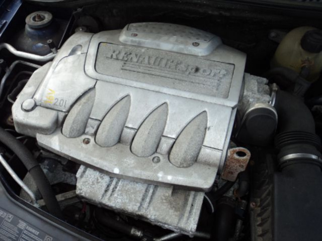 RENAULT CLIO II FL SPORT 2.0 16V двигатель F4R 172KM