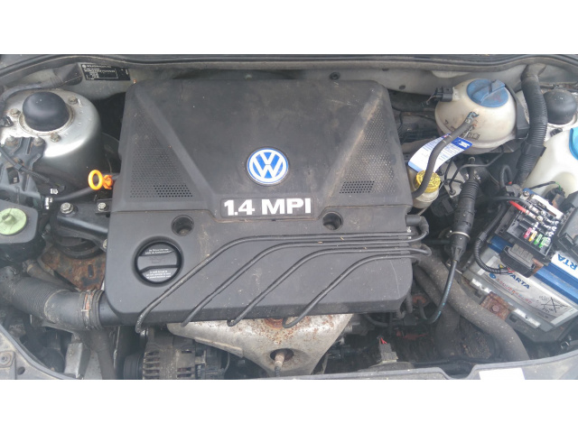 VW polo N6 двигатель 1, 4 MPI kod silnika AUD