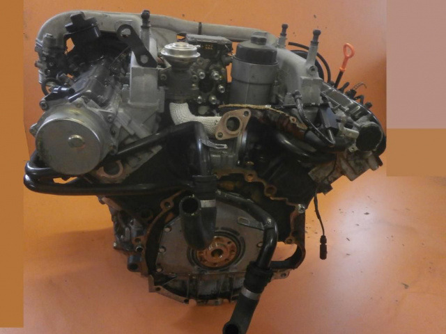 AUDI A4 B6 A6 C6 2.5 TDI двигатель AKE насос форсунки
