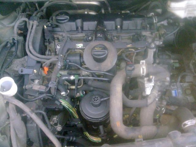 Двигатель 2.0 hdi citroen xsara picasso 2002 год