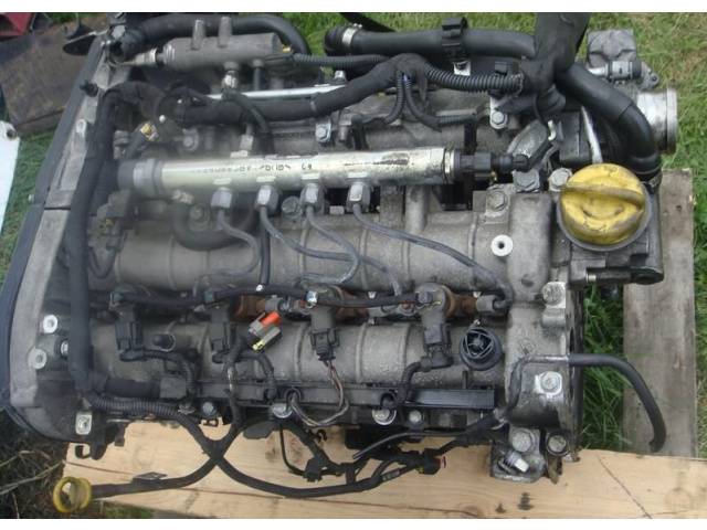 SAAB 93 05г. 1.9 TID 150 л.с. двигатель форсунки насос