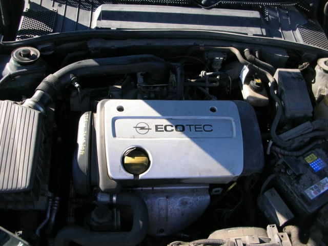 OPEL VECTRA B - двигатель 1.6 16V X16XEL
