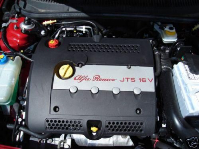 Двигатель 2, 0 JTS Alfa Romeo 156 поврежденный