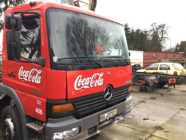 Mercedes Atego 1217 2001 двигатель в сборе Om904La