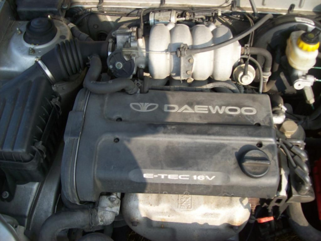 DAEWOO LANOS двигатель 1, 5 B 16 V