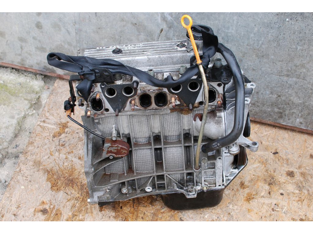 Двигатель без навесного оборудования 1.4 MPI AZF Skoda Fabia