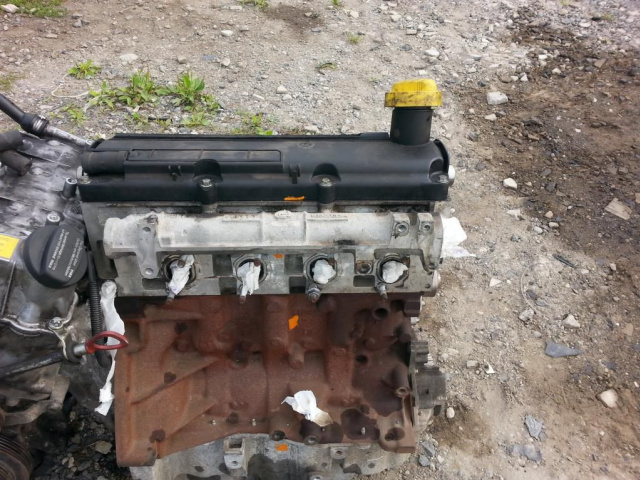 Двигатель голый без навесного оборудования RENAULT KANGOO 1.5 DCI