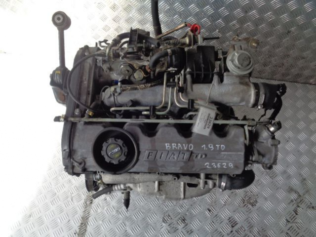 FIAT BRAVO 1.9 TD двигатель в сборе Z навесным оборудованием
