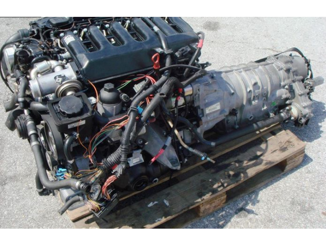 BMW X3 E83 3.0D M57N двигатель голый без навесного оборудования