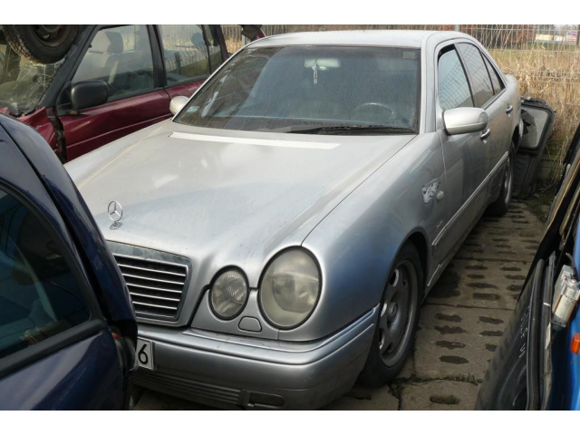 Двигатель 2.8 B MERCEDES E 280 '96г.. LODZKIE