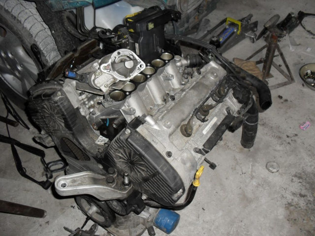 HYUNDAI coupe 2.7 V6 двигатель 85 тыс km