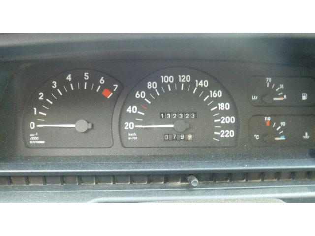 OPEL OMEGA A 2.0 8V двигатель Z MONTAZEM