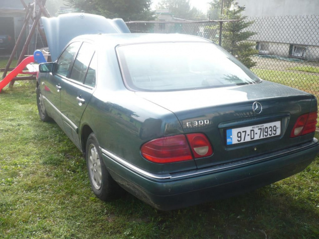 Двигатель Mercedes E300 D