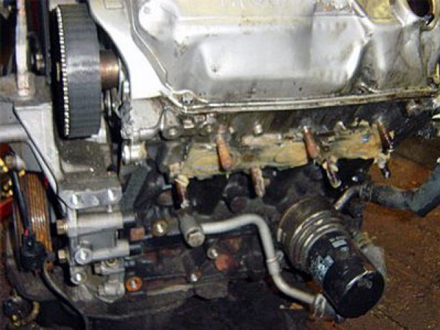 MITSUBISHI GALANT двигатель 99-02 2.5 V6