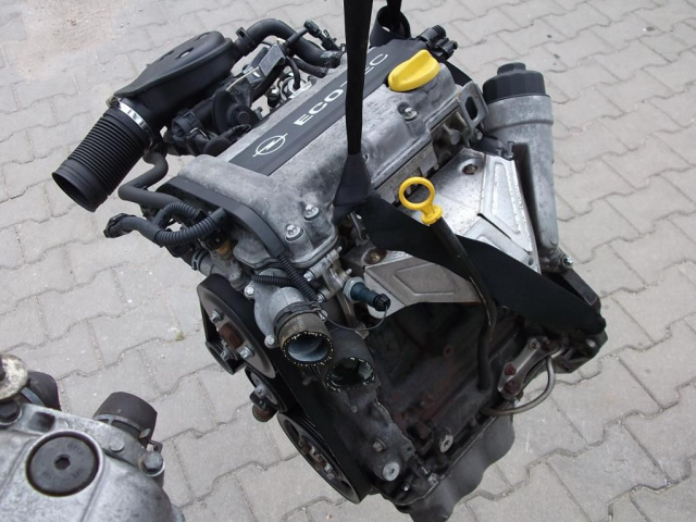 Двигатель Opel Corsa B 1.0 12V 3 Cylindry X10XE