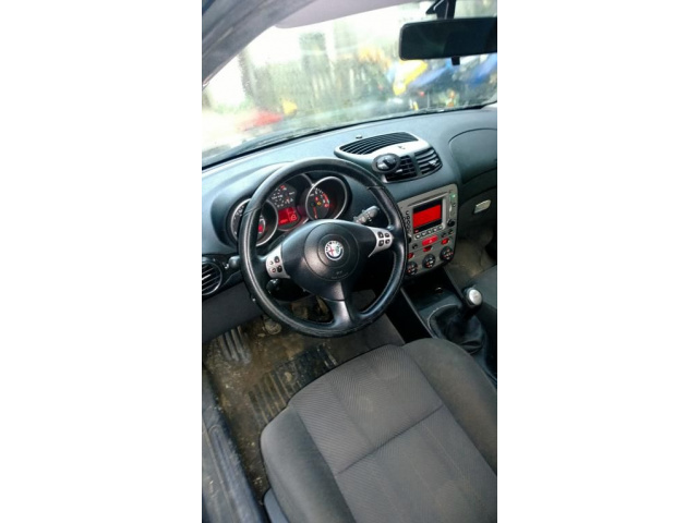 Alfa Romeo 147 2002 двигатель 165 тыс . 1, 6 120km