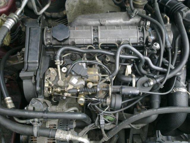MITSUBISHI CARISMA VOLVO S40 V40 1.9TD двигатель KMPL