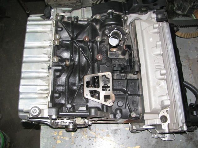 VW GOLF VI POLO PASSAT двигатель 1.6 TDI CAY 2009 год