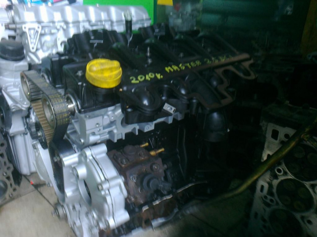 Двигатель RENAULT MASTER 2.5 DCI G9U 2010 год