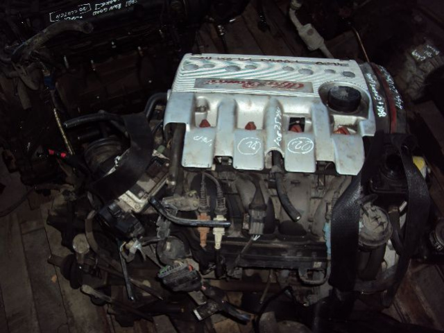 Двигатель в сборе Alfa Romeo 2.0 TS 156 166 147 01г.
