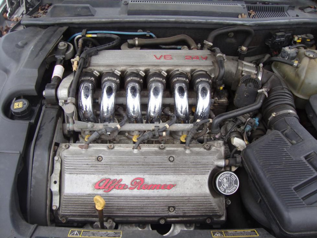 Двигатель 2.5 v6 alfa romeo 156 166 w машине