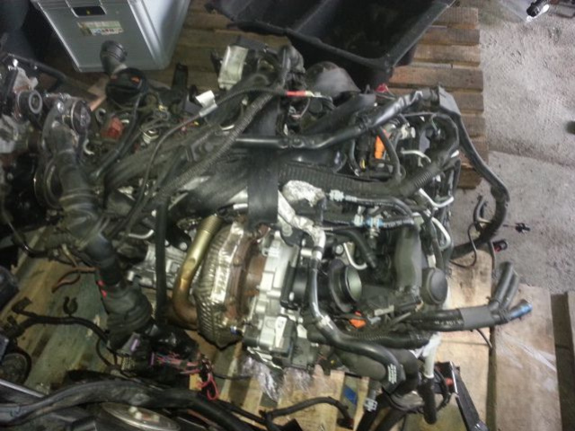 AUDI A4 A5 Q5 A6 A7 двигатель 3.0TDI CLA голый без навесного оборудования