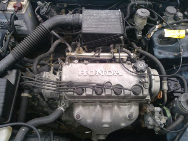 Двигатель Honda Civic 1.4 is 75 KM 127000 km запчасти