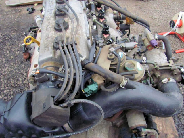 Двигатель в сборе 1.6 16V GA16DE NISSAN SERENA 95г.