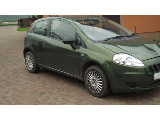 FIAT GRANDE PUNTO 1, 4 2007г.. двигатель пробег 80000 KM