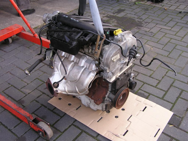 Двигатель RENAULT MODUS 04г. 1, 6 бензин KOD K4M