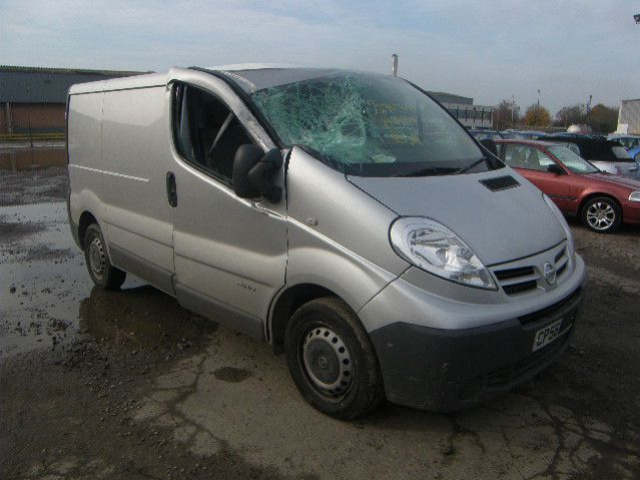 RENAULT TRAFIC OPEL VIVARO 2009г. двигатель 2.0 DCI