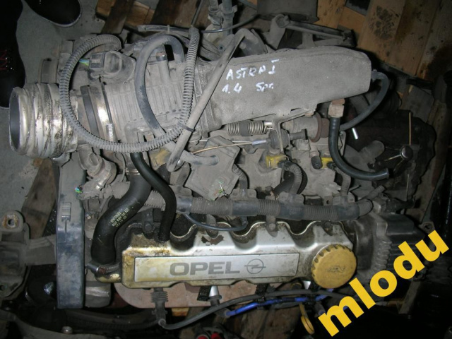 Opel Astra F 1.4 8V - двигатель