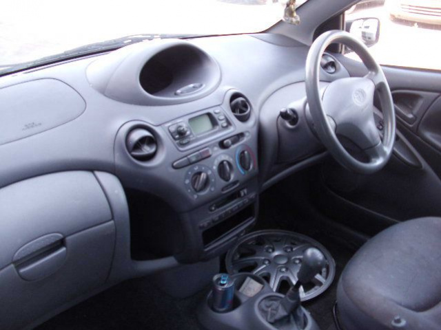 TOYOTA YARIS - двигатель 1.0 VVT-i, коробка передач