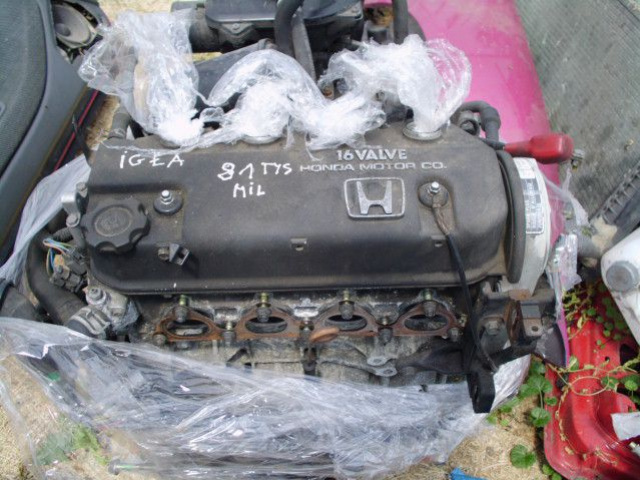 Двигатель d15b2 Отличное состояние!!!! HONDA CIVIC EG4 запчасти