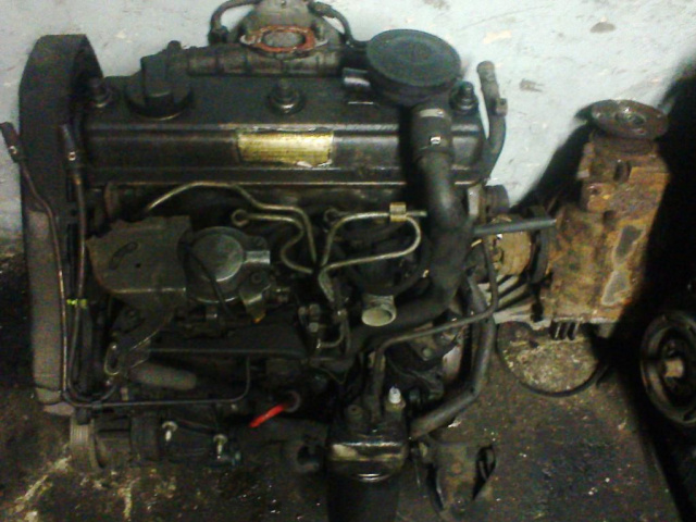Двигатель + POMP VW VENTO GOLF III PASSAT B3 B4 1.9 TD