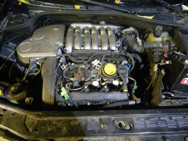 Renault Laguna II 607 C5 3.0 V6 двигатель L7XE731
