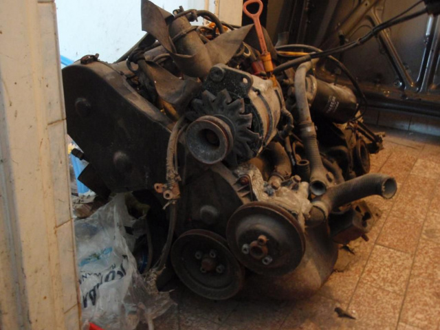 Двигатель AUDI B3 1.8 B в сборе + коробка передач